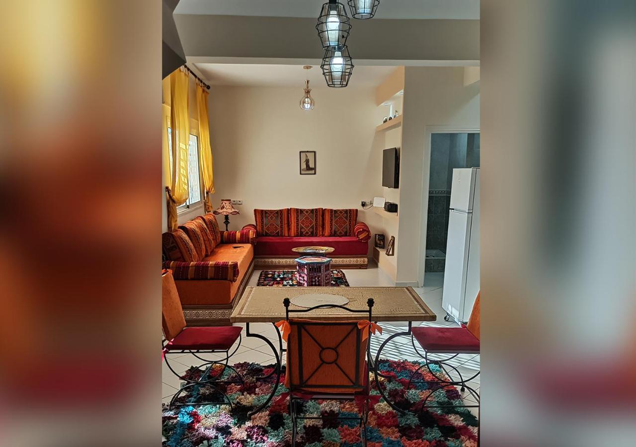 Appartement Julia Au Centre Ville Agadir Dans Residence Borj Dalat Buitenkant foto